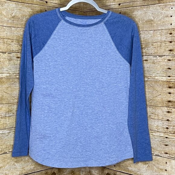 VINEYARD VINES BLUE TONED CREWNECK RAGLAN LONG SLEEVE CASUAL T-SHIRT SIZE XXS - Picture 1 of 3